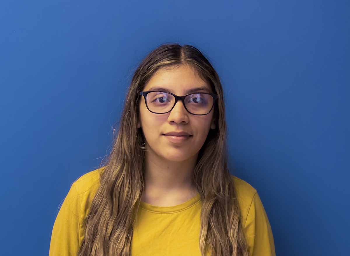 Selena, Dental Assistant